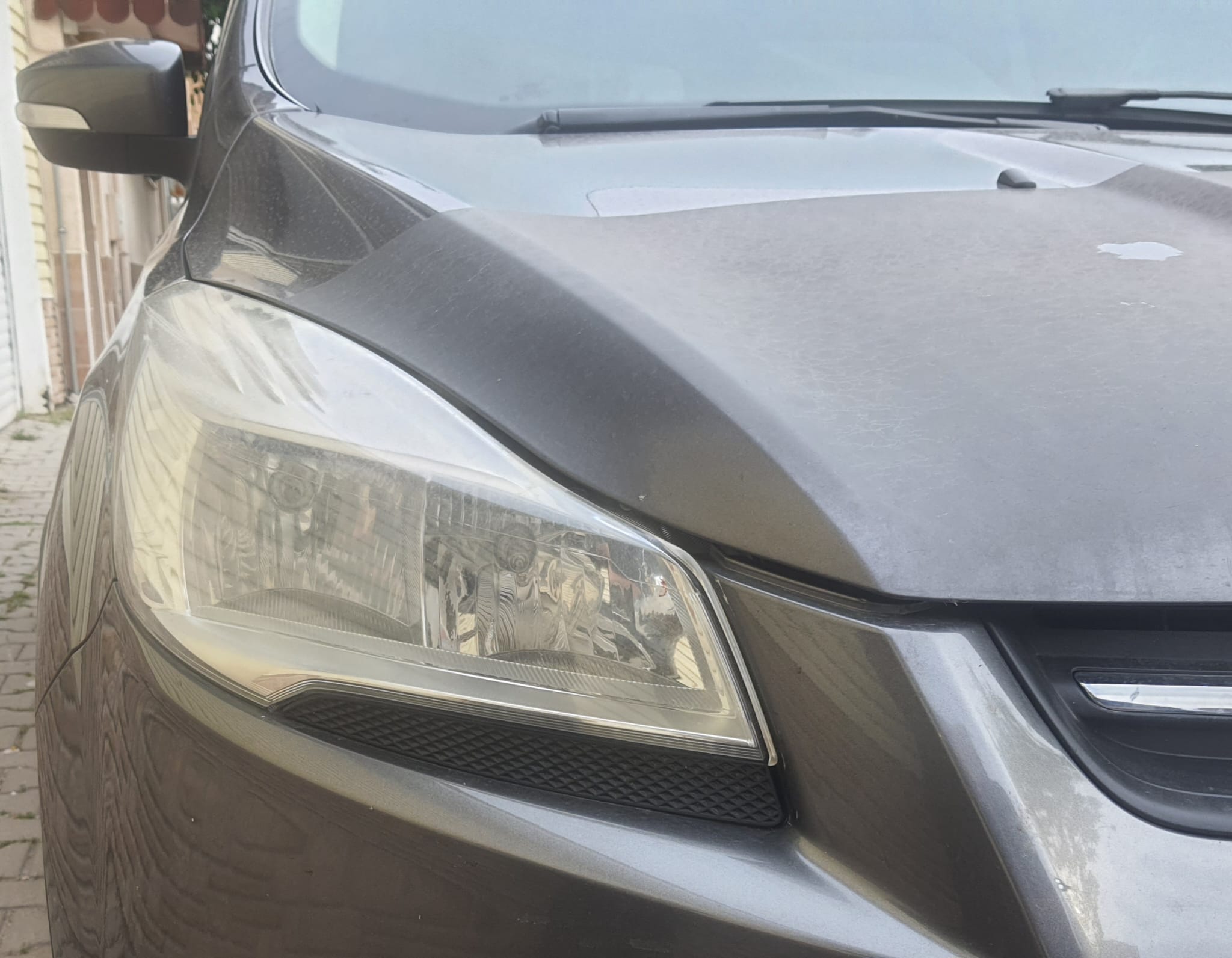 Ford Kuga Far Altı Plastik Parça